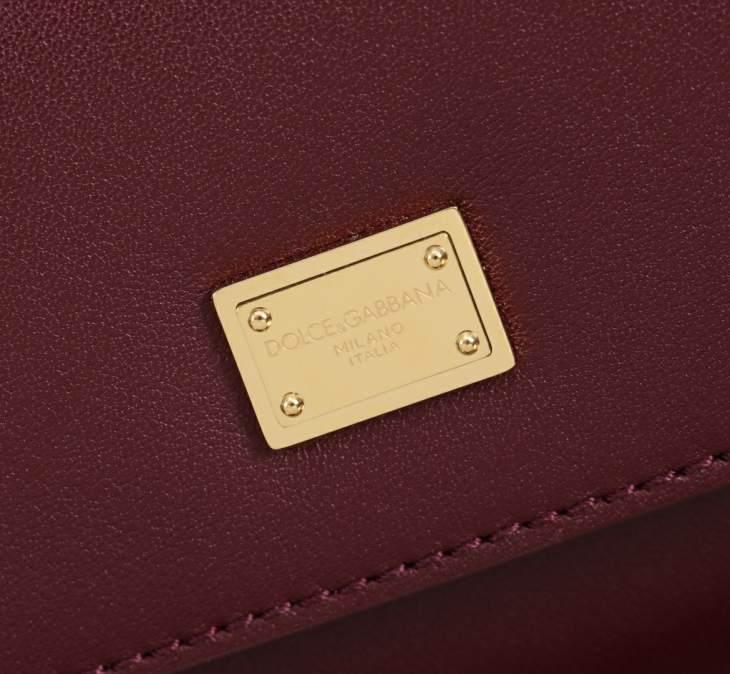 Picture of Dolce Gabbana Handbags _SKUfw237685653fw